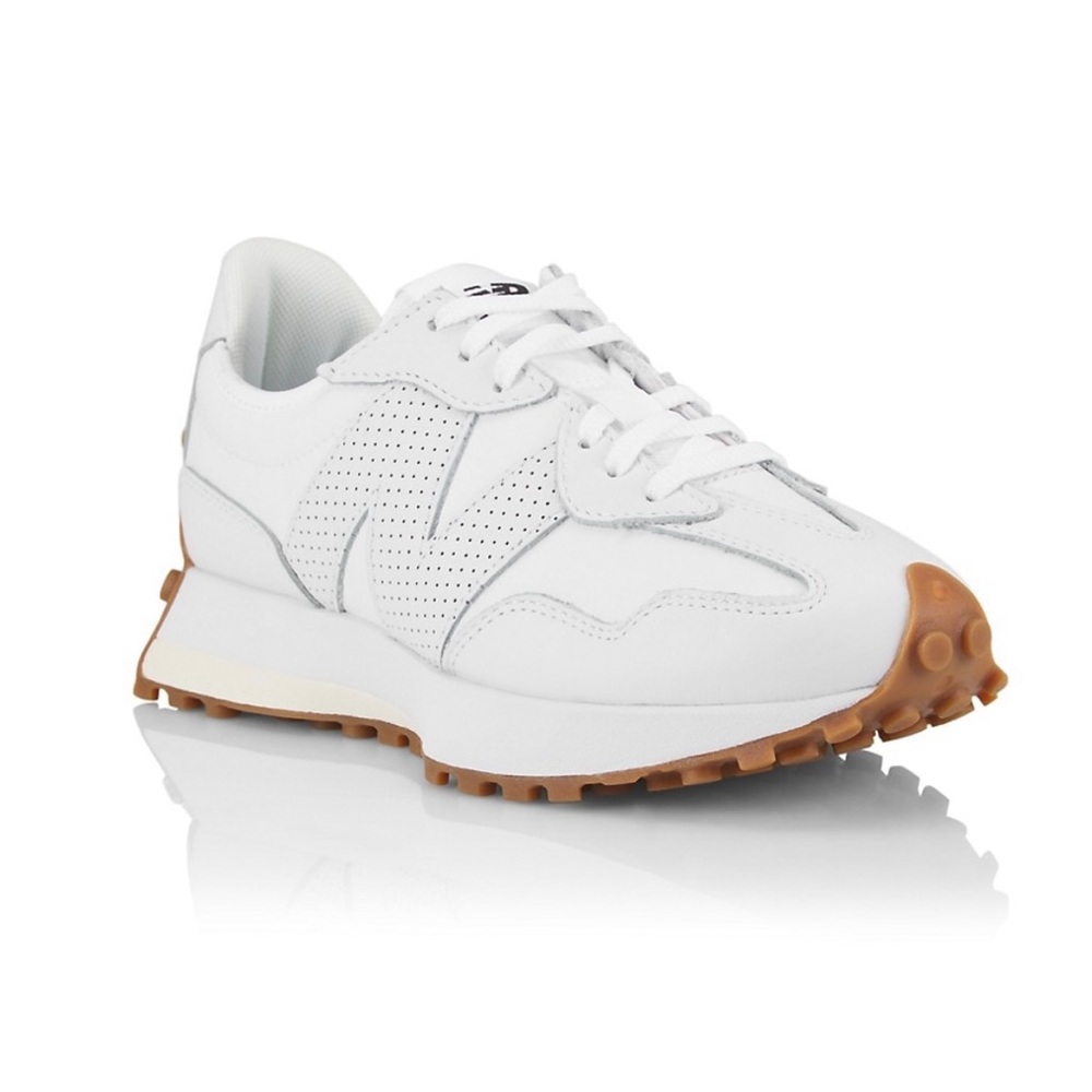 Brand New Never Worn New Balance 327 Lug Sole in Sea Salt Size Women US 9